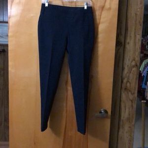 Crown & Ivy Women’s Sz 4P Jeans.